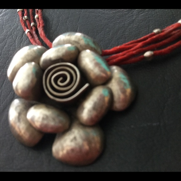 ๐ชธ STERLING SILVER CORAL ๐ชธ Sculptured Flower Boho CHOKER TAOS SOUTHWEST - Picture 4 of 16